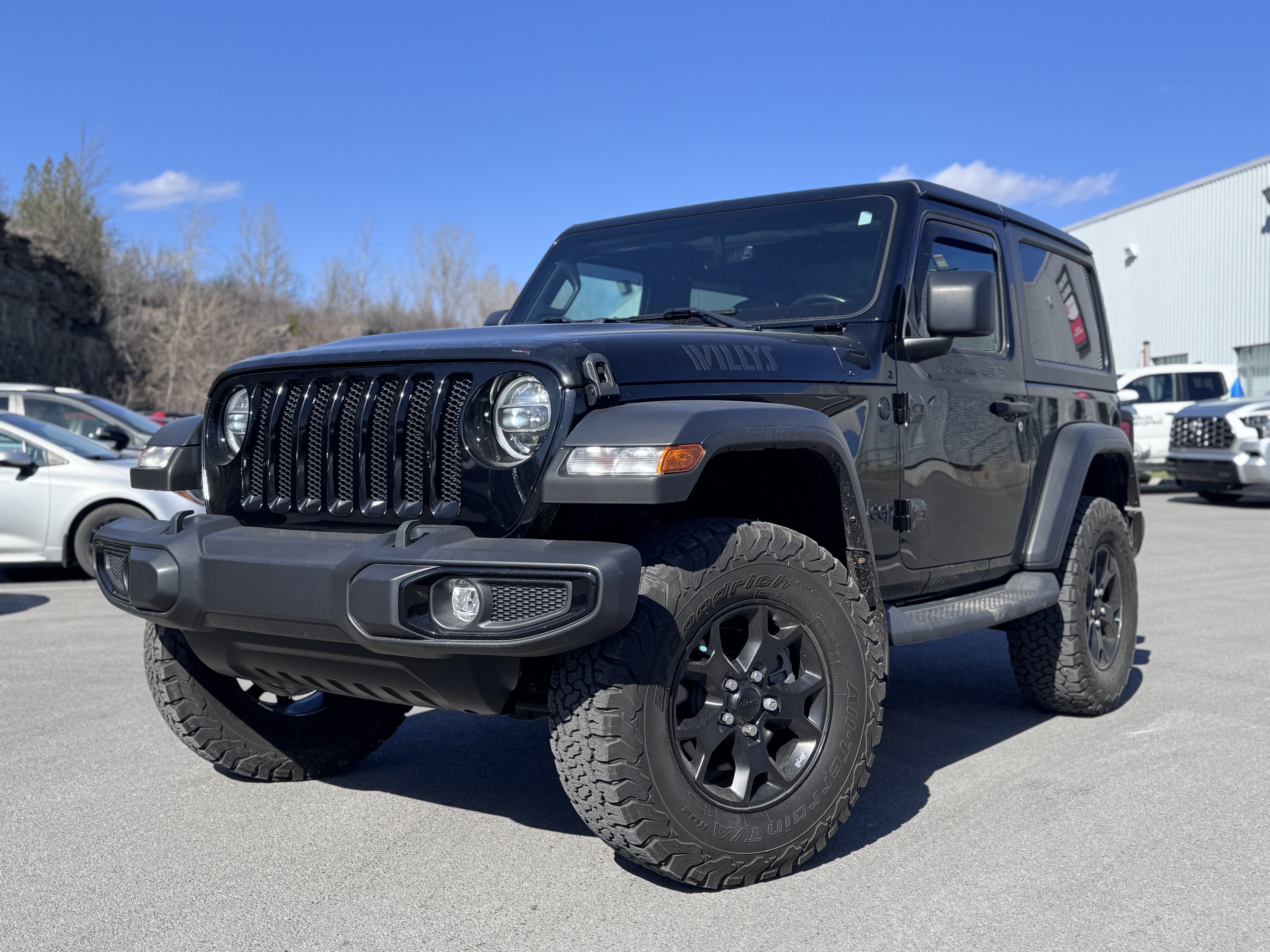 Jeep Wrangler Willys schwarz kaufen – Import USA
